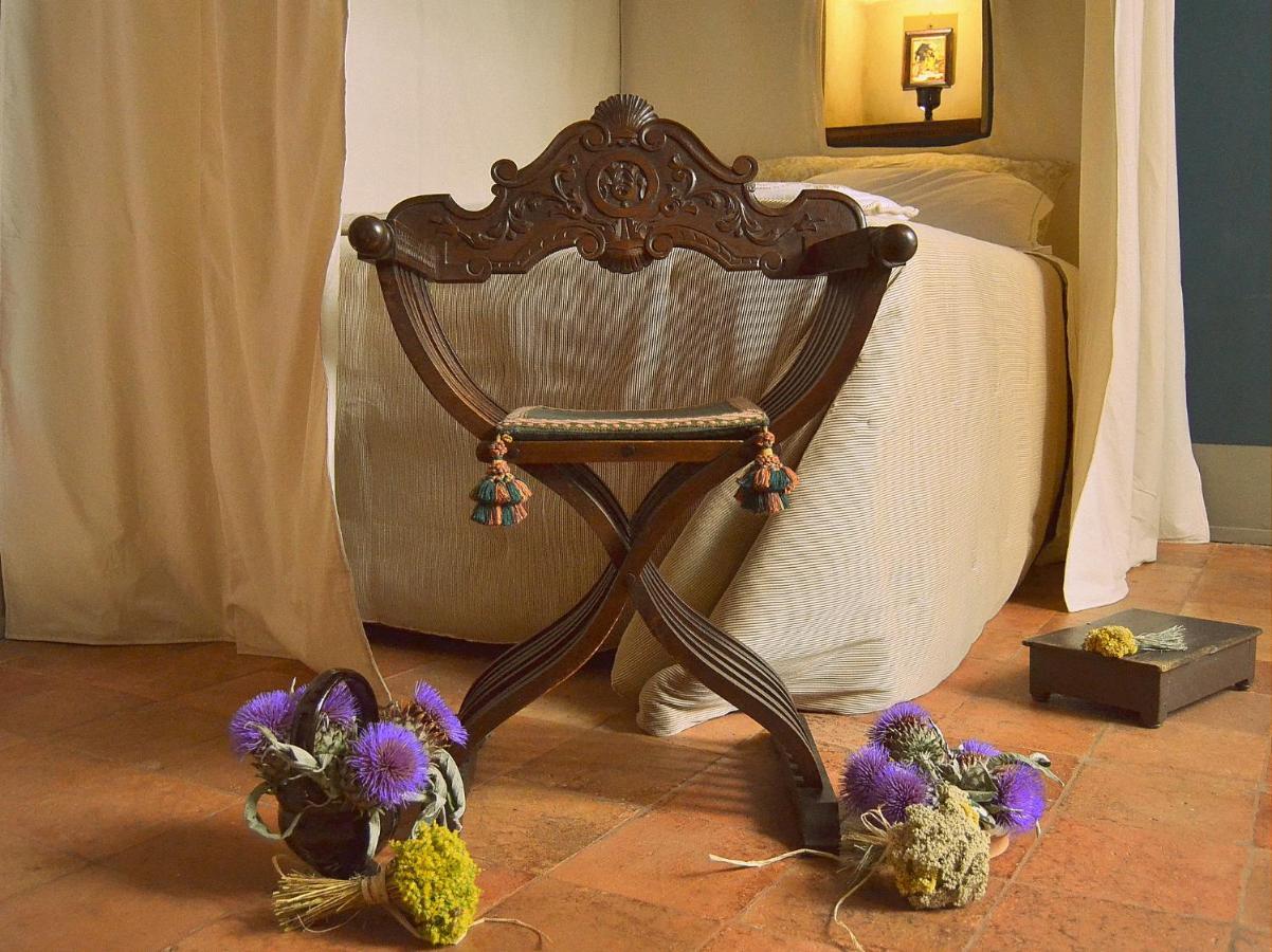 Sanpolo 1544 Antique Room Urbino Bagian luar foto