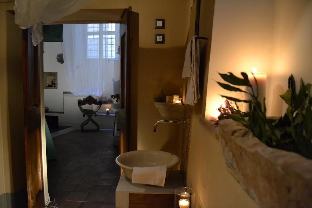 Sanpolo 1544 Antique Room Urbino Ruang foto